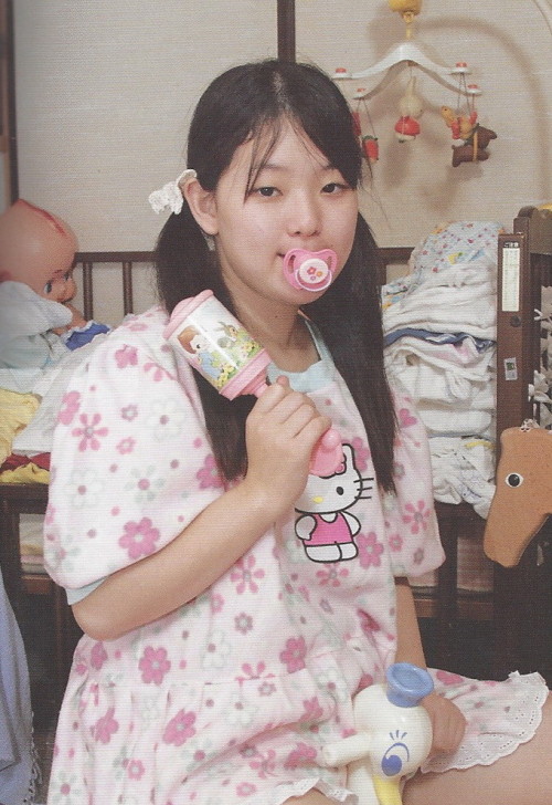 myseadad: Japanese diaper girl 2.