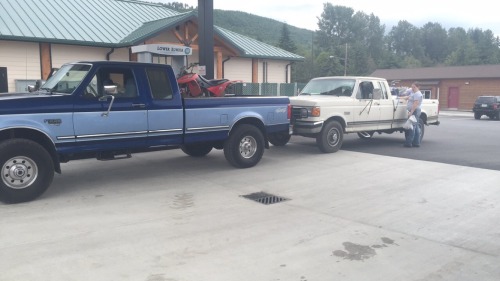 God I love living in the PNW! Mini camping adventure out by Forks with @dozer09 @quadjunky and one of my other favorite lesbians Abby haha, she let me drive her powerstroke and I want it hahaha