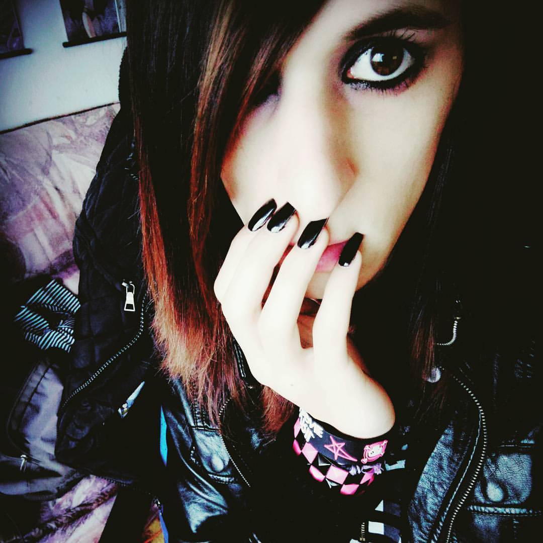 Emooooo thing #emo #emogirl #emocat #scenegirl #scenehair #scene #goth #gothgirl