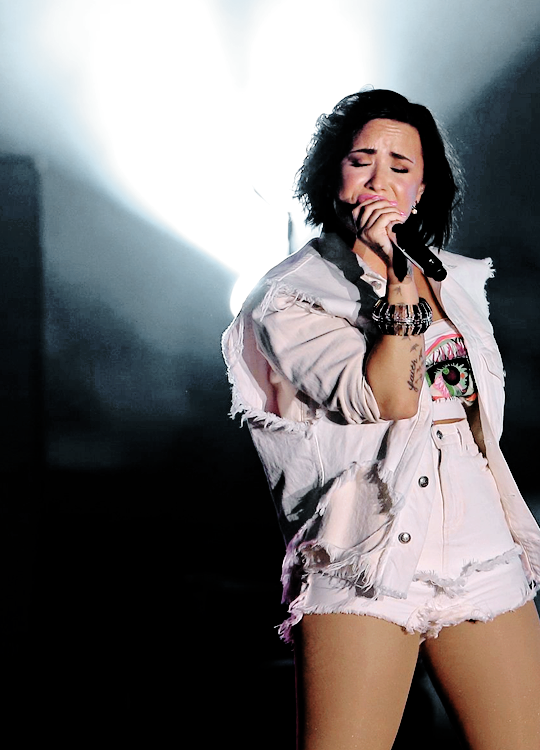 dlovato-news:  Demi Lovato performing at the All-Star Concert in Cincinnati, Ohio.