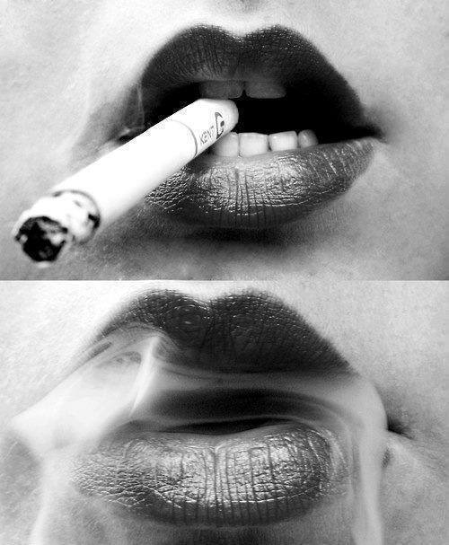 psychotic-torture:  sad black and white blog, I follow back similar 