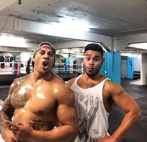 digbyioane:  Island guys