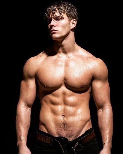 miguelorozcovictory:  Michael Dean is such a gorgeous guy. Total Greek God!