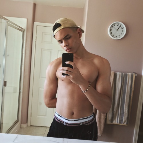 julianhorne: I think I wanna start posting progress photos