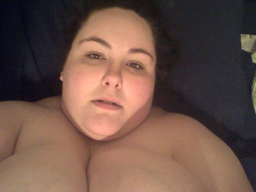biggirlsrockmyworldx:  daddyssnugglebunny:  My “I-just-got-fucked” face  LOVE IT!!!  :-)