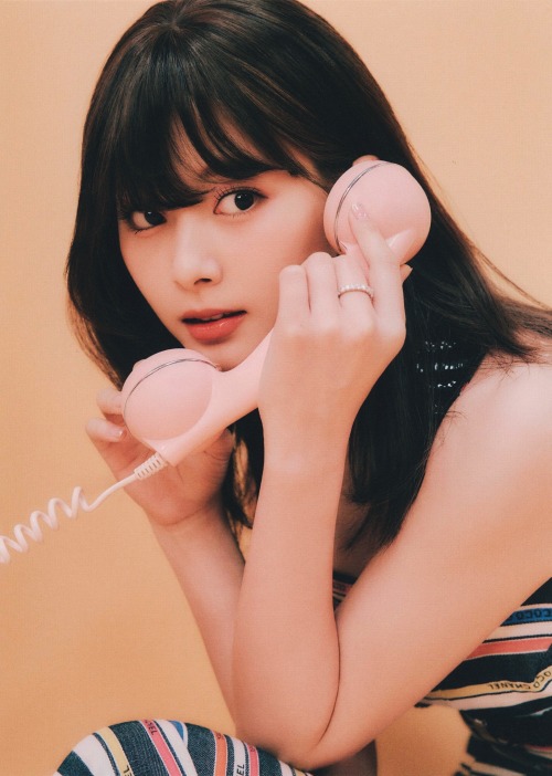TWICE BETWEEN 1&2 Archive Ver. Scan