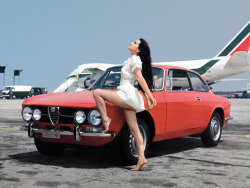 mesmomeugenero:  Alfa Romeo 1750 GT Veloce