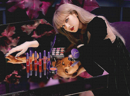 LISAs First-Ever MAC X L Collection | MAC Cosmetics