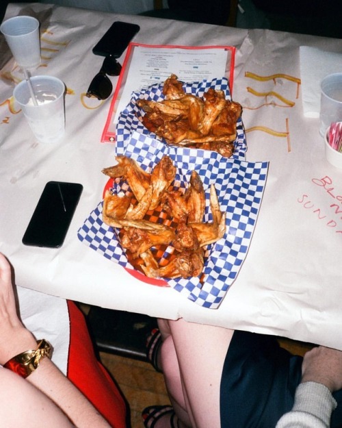 Wedding in America Pittsburgh, Pennsylvania. June 2018. . . . . . #fooding#filmphotography #pittsb