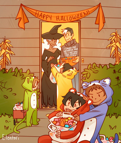 elentori-art:    Happy Halloween everyone! Better late than never :D   