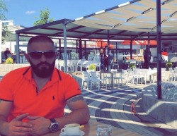 adriansexporn:  albanianmen:  🇦🇱 Business Hunk from Tropojë  Fickmich geiler albanische Mafya