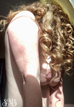 sharing-my-smile:  welshmilfsex:  http://sharing-my-smile.tumblr.com Sharing my side boob today with a little Stetson and sunlight too ❤️❤️  A lovely first submission to us from @share-my-smile and we love it.. such beautiful hair cascading down