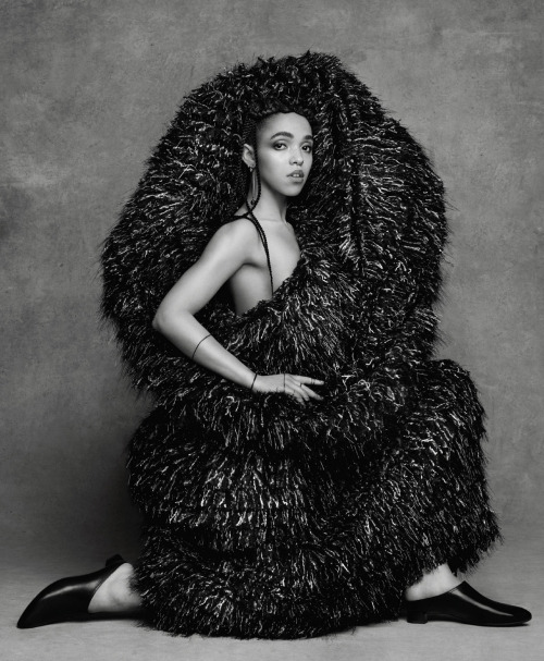 luvtahliahcom:Photos of FKA twigs from Elle Us August 2016