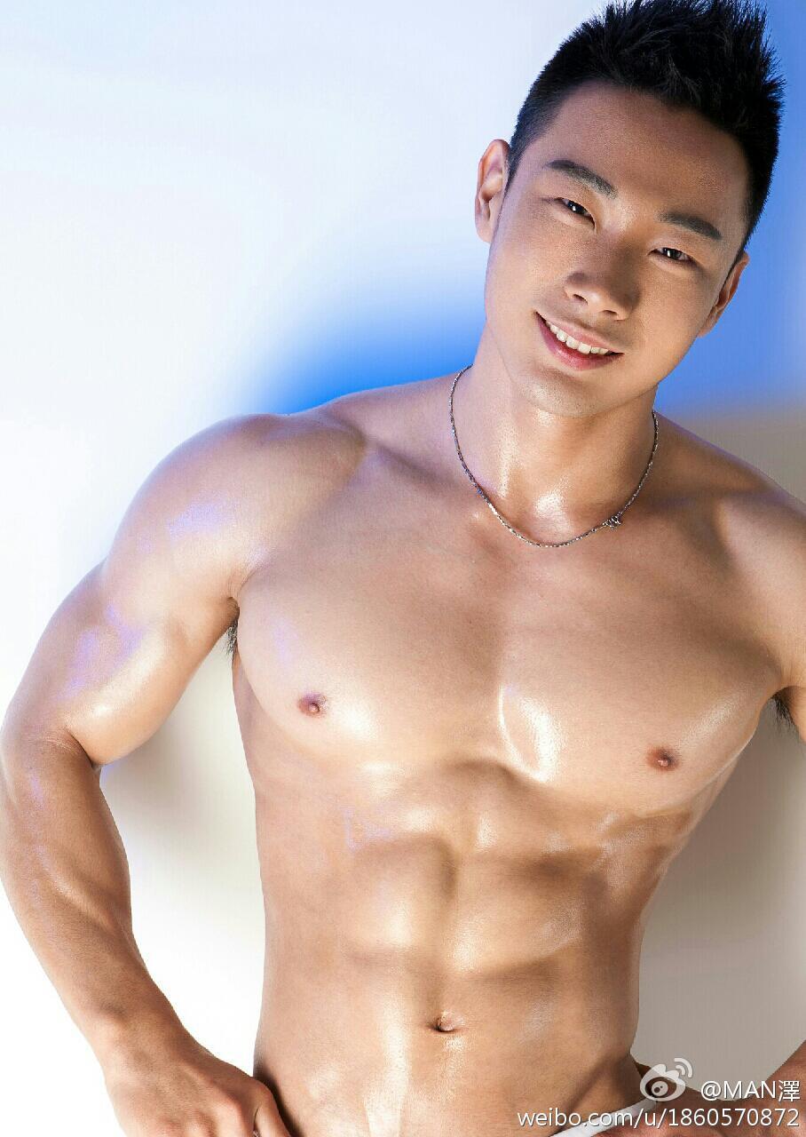 hunkxtwink:  Jimmy LinHunkxtwink - More in my archive