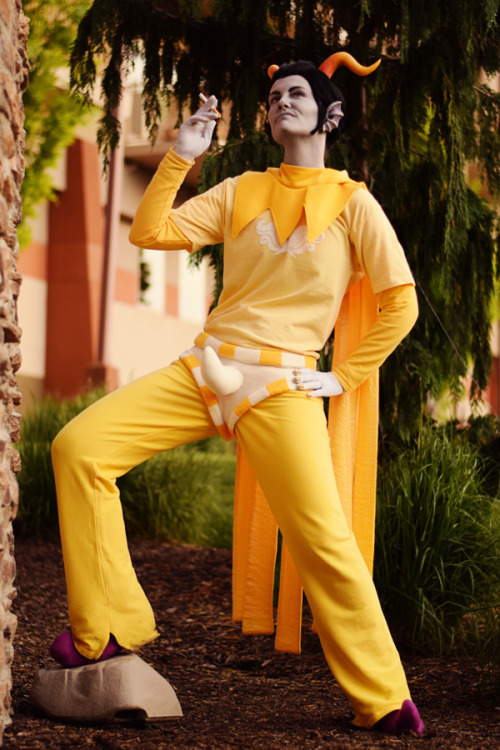 cowbuttcrunchies: COLOSSALCON 2014 Dancestor God Tiers Kankri Vantas | GothichamletCronus Ampora | S