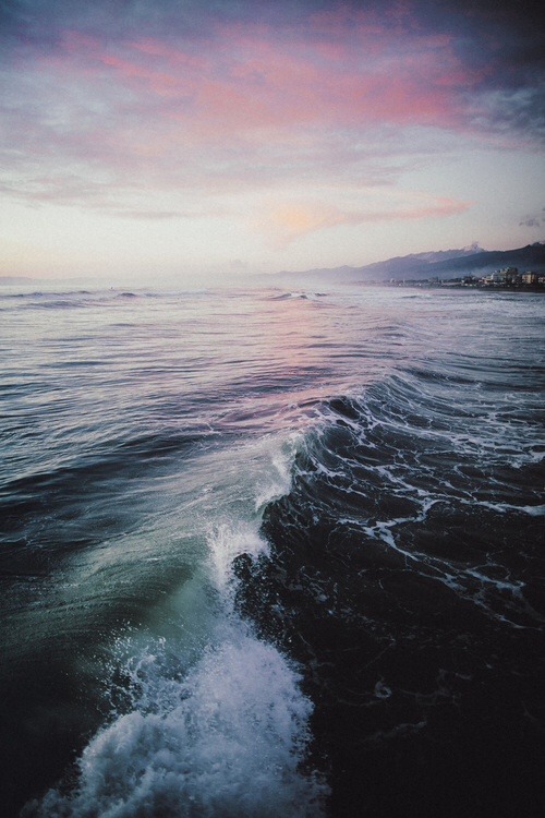 atraversso:  waves