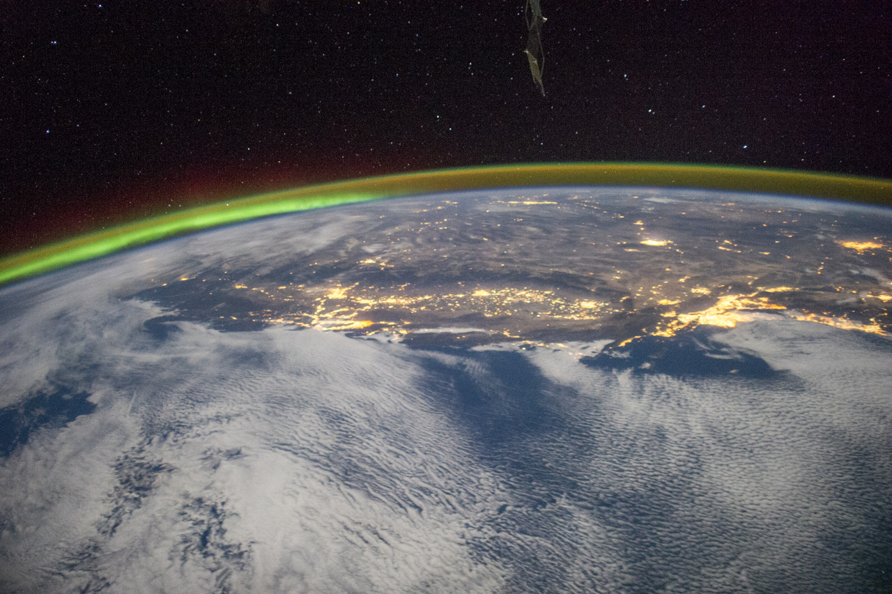 photojojo:  It’s true that the vast majority of photography takes place here on