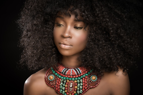 blackfashion: Nneka Shot By @Oye_Diran www.aristaimagery.com MUA: Moshoodat