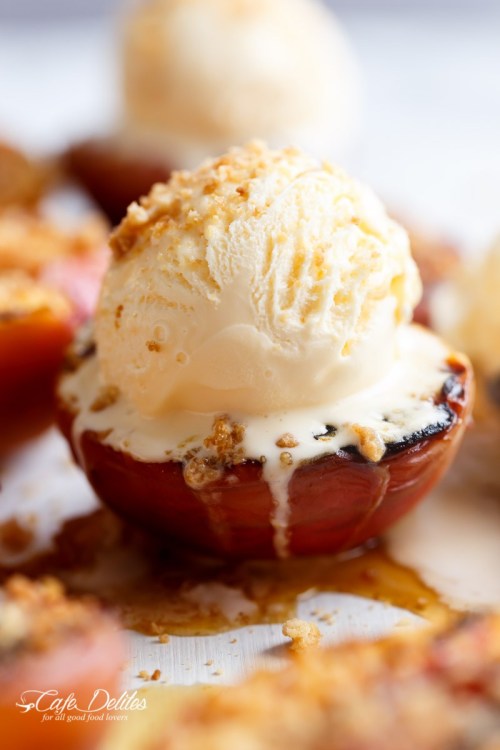 foodffs:  MAPLE GRILLED PEACHES ALMOND COOKIE CRUMBReally nice recipes. Every hour.Show me what you cooked!
