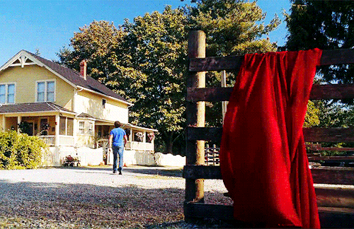 smallville-gifs: What I’ve learned is that no matter how much someone has hurt you or betrayed