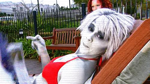 georgeromeros:  Chiana and her “friendly greeting” in Kansas (#04x12) and Terra