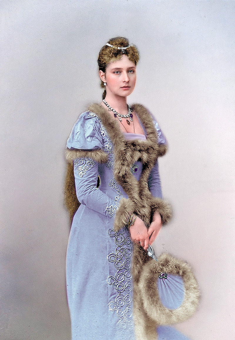 Empress Alexandra Feodorovna of Russia, when she... - Bringing black ...