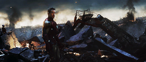zacharylevis:The final battle in Avengers: Endgame (2019)