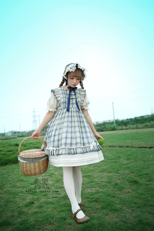 Miwako Dorothy set preorder - one piece dress, bonnetMy Australia-based Taobao shopping service is n