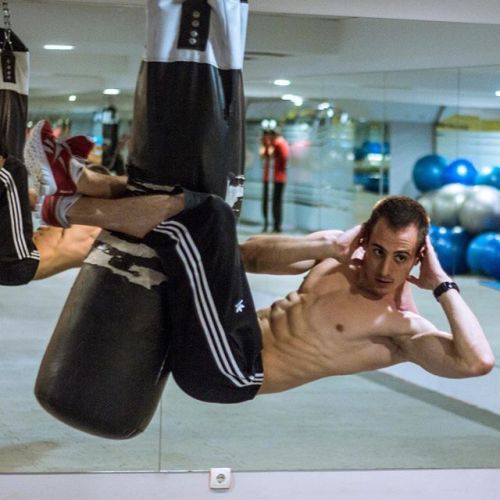 srpski-momci-seksi-sportisti:  Neki od ovih su mi izuzetno seksi … nije bitno koliki im je … i koju bi ulogu imali eventualno … :-)    Siguran sam da se spoje neki sa slika … posle par piva pao bi seks :-))  Možda neko “isprobao” nekog