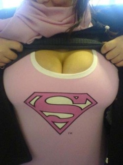 klassykittyy:  Who’s Superman pic is better, mine or Sarah’s?