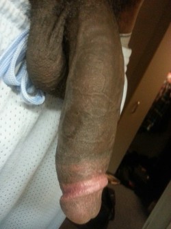 PRAISE BIG BLACK PENIS! sexyreddbombshell: