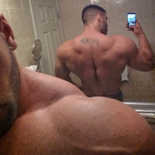 That muscle ass.