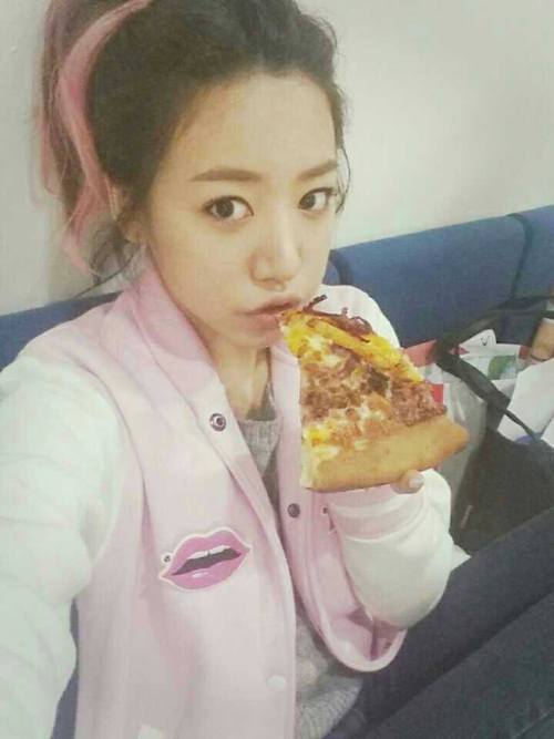 Apink Recent Uploads 03~Who want&rsquo;s Pizza~???