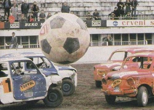 the-planetcaravan:Somewhere in Yugoslavia, in the 70′s, there was a football match between two teams of Zastava 750′s ( licensed FIAT 600 ).