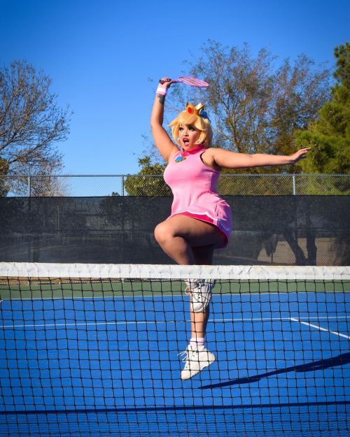 Happy #mar10 ! I shot tennis #princesspeach a couple weeks ago and didn’t even think about today! Lu