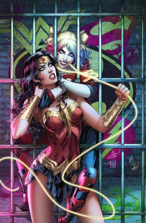 comic-book-ladies: Harley Quinn vs Wonder Woman by Dawn McTeigue &amp; Sabine Rich