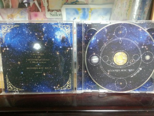 triaelf9:Moon Pride CD + Blueray, Collectors cards from Gamers in JapanI tried to scan the back and 