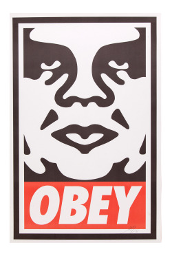 observando:  Shepard Fairey