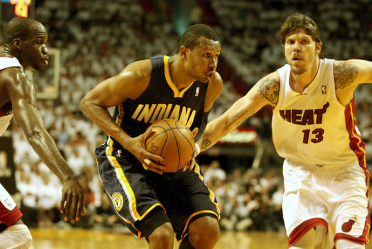 NBA Trades — Phoenix Suns Acquire Leandro Barbosa