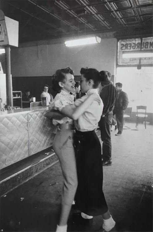 kafkasapartment:Friends Dancing, 1955. Art Shay. Silver Gelatin Print