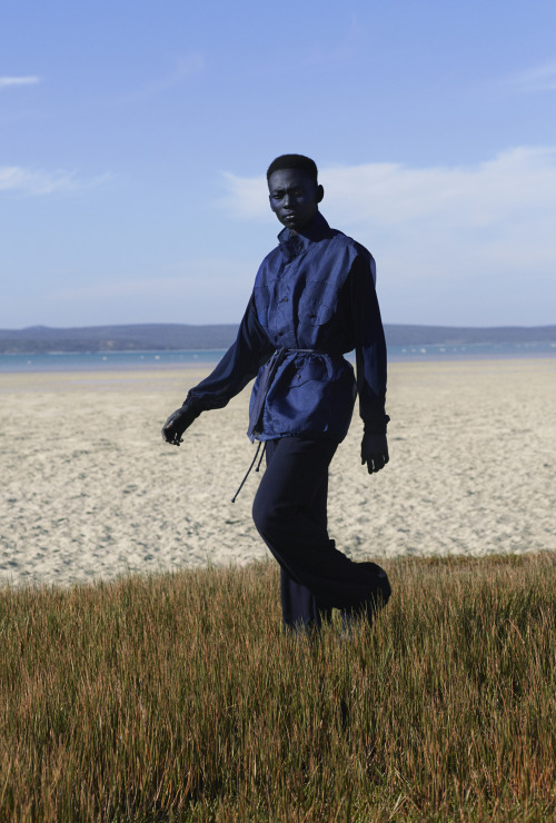 gabriellekannemeyer:  Lukhanyo Mdingi SS16 <3  Shot by Travys Owen Art direction, casting and styling by Gabrielle Kannemeyer (me!)  Paint / grooming by Amori Birch Models - Toyin at Ice model management ans Ghandi at Wicket talent On Fucking Young!