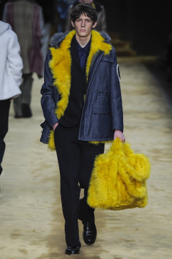 yhji:  Fendi AW16