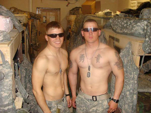 muskybro:  on a given day, the man stink in the room ranged from noticeable to full-on