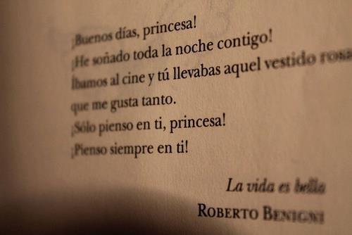 Bastante loca de a ratos.