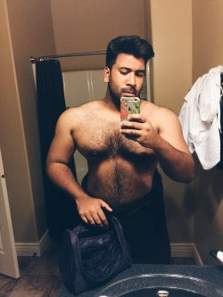 demvisualfeels: Thick, brown and hairy! 