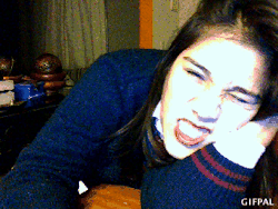 hey-you-please-be-yourself:  bienvenidosqueridostiburoncines:  aburrimiento modeon:3  la karlis es la mas leeeeeeeeeeeeeeeeeeeeeeenda &lt;3 