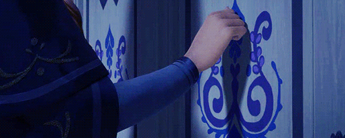 50shadesofelsanna:  SHE WAS WEARING BLACK SHE WAS GUNNA GO I’M GUNNA PUNCH A SNOWMAN