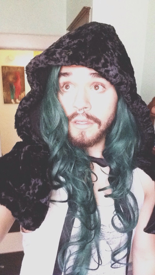 imtheotterlope:  Found out I get to wear a wedding dress for a KC art show thingy