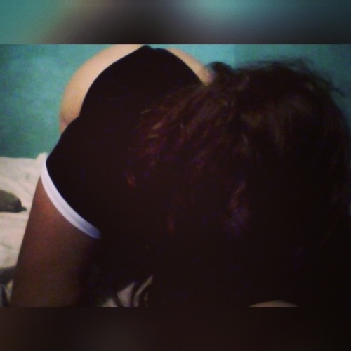 makememoan25:  Hard…Deep…Aggressive…Fast…Is how I want you to use me and fuck me right now 