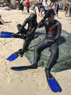 gordonthomas858: Great,  let’s go snorkeling now.